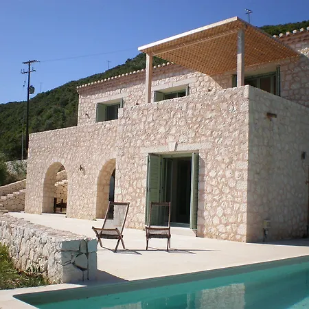 Urania Luxury Vila *