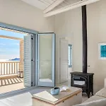 Urania Luxury Villa
