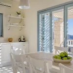 Βίλα Urania Luxury