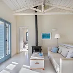 Urania Luxury Villa