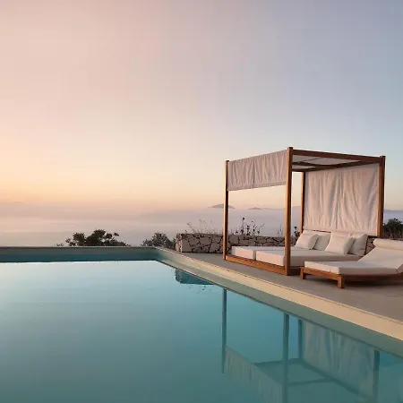 Urania Luxury Villa