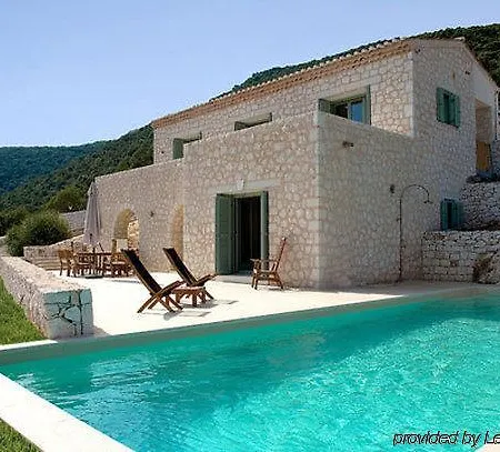 Urania Luxury * Vasiliki