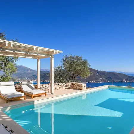 Βίλα Urania Luxury