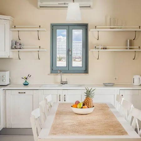 Βίλα Urania Luxury Βασιλική